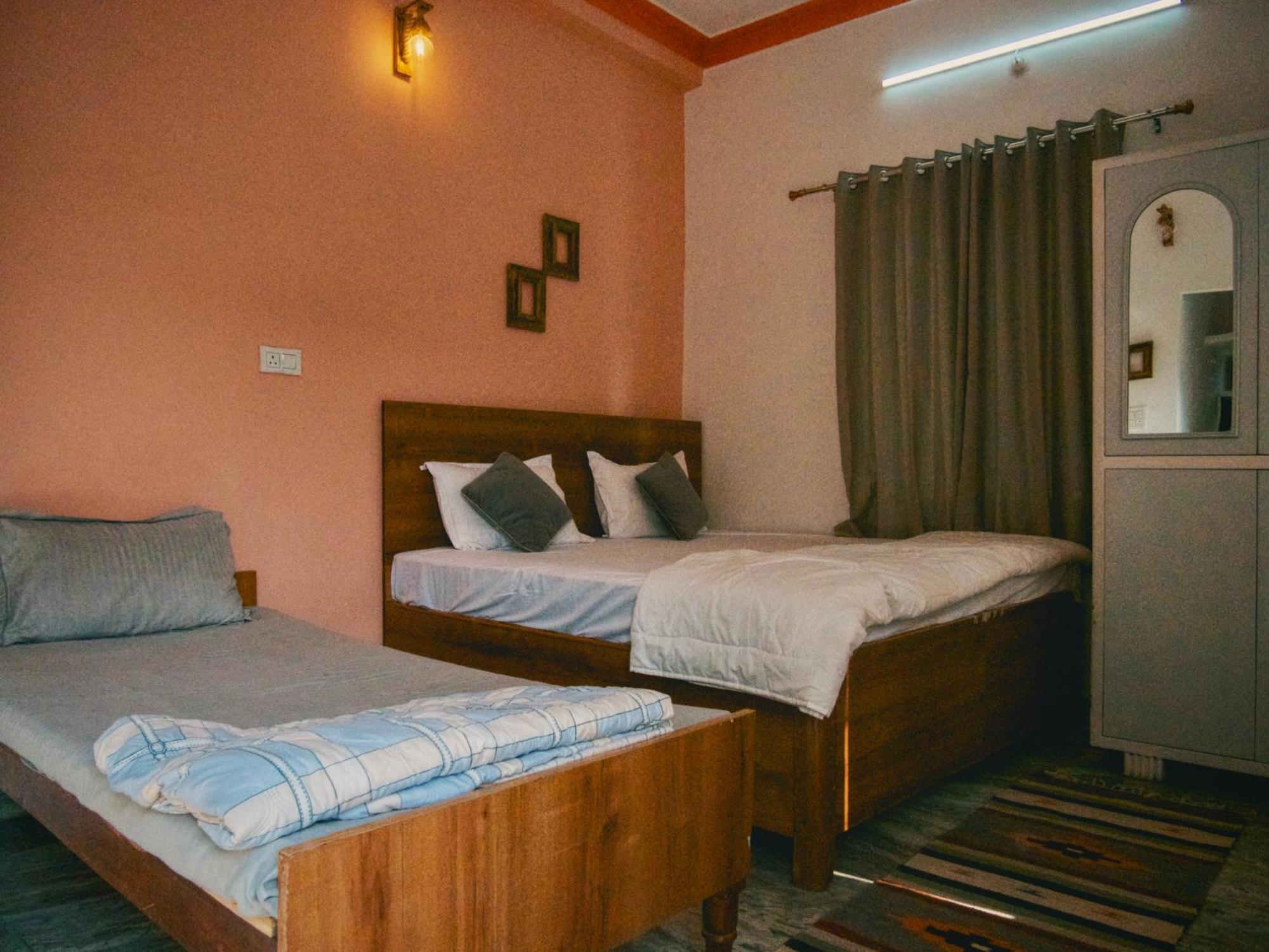 Flow House Rishikesh Exterior photo